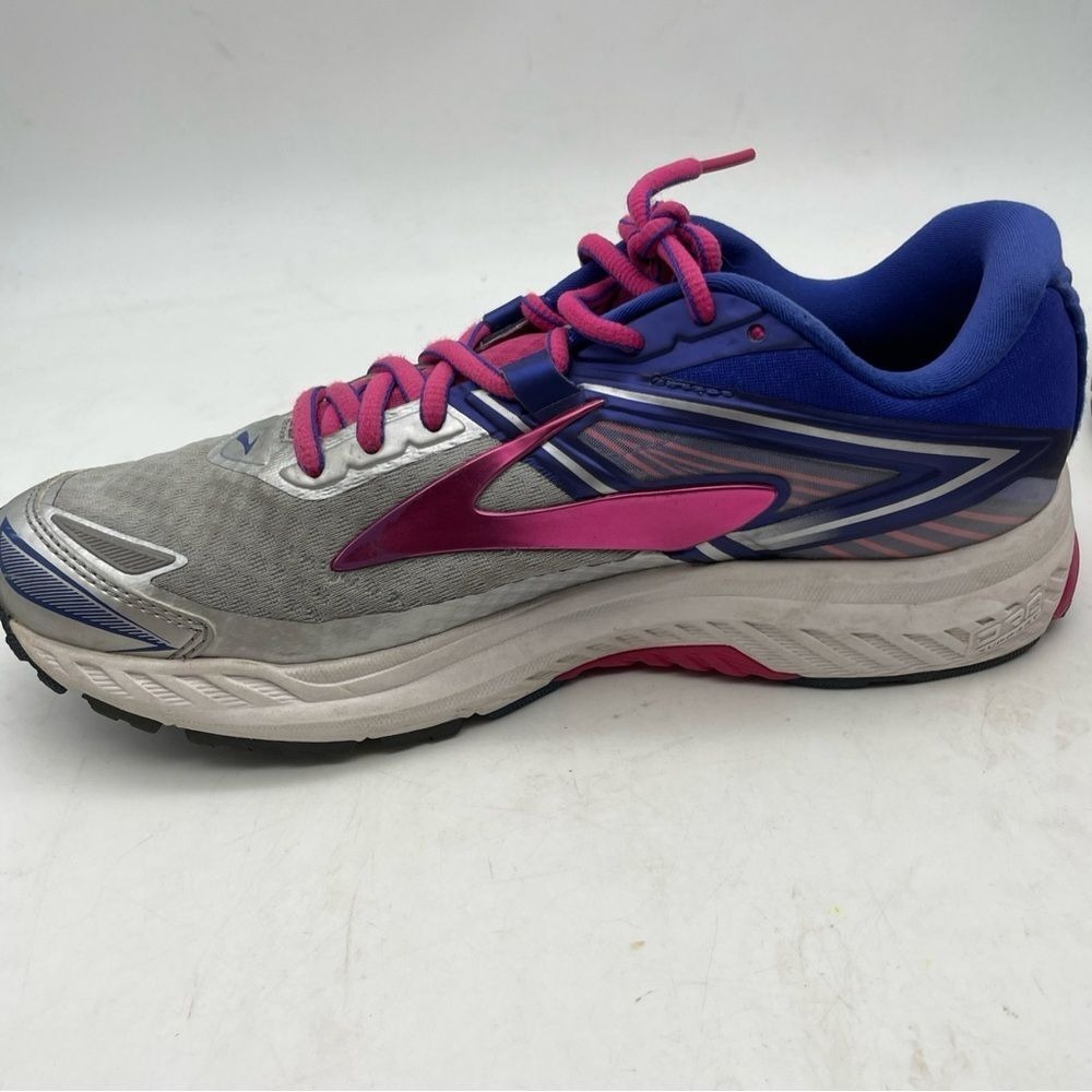 Brooks  ghost 14 women's size 8 running shoes black with blue‎ detail